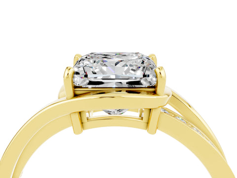 Yellow gold Princess Cut Moissanite Solitaire Ring with Split Shank and Prong Setting_4