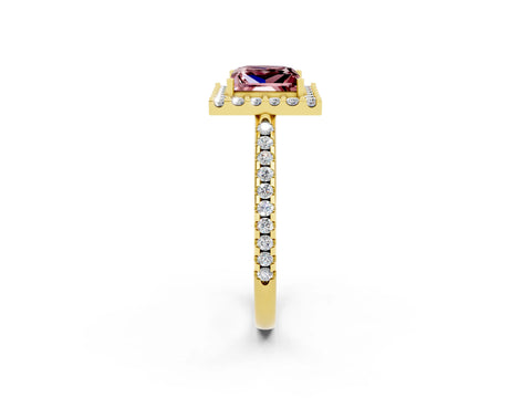 Yellow gold Princess Cut Morganite Pavé Halo Ring with Four-Prong Setting_14