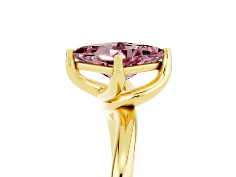 Yellow gold Princess Cut Morganite Solitaire Engagement Ring with Four-Prong Setting and Classic Band_17