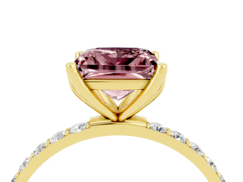Yellow gold Princess Cut Morganite Solitaire Engagement Ring with Pavé Band and Prong Setting_4