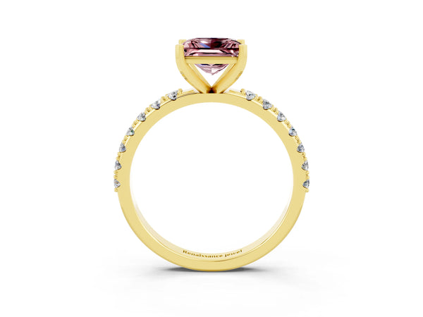 Yellow gold Princess Cut Morganite Solitaire Pavé Band with Four-Prong Setting