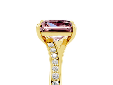 Yellow gold Princess Cut Morganite Solitaire Ring with Pavé Band and Prong Setting_5