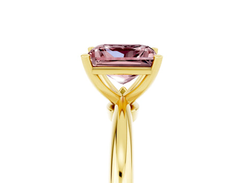 Yellow gold Princess Cut Morganite Solitaire Ring with Six-Prong Setting and Classic Band_5