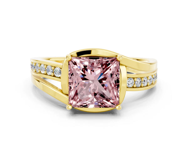 Yellow gold Princess Cut Morganite Solitaire Ring with Split Shank and Prong Setting