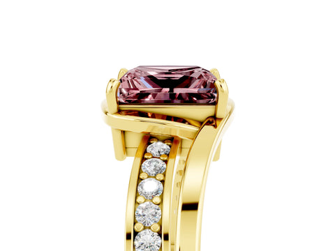 Yellow gold Princess Cut Morganite Solitaire Ring with Split Shank and Prong Setting_5