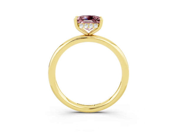 Yellow gold Princess Cut Morganite Solitaire Ring with Thin Band and Four-Prong Setting