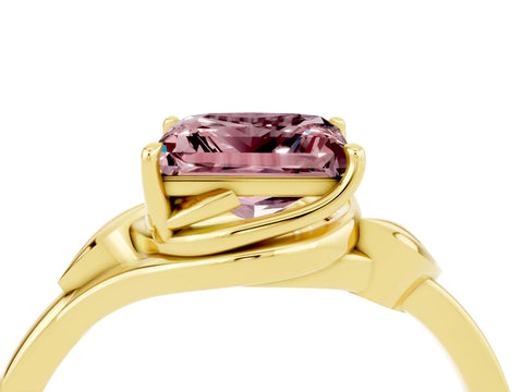 Yellow gold Princess Cut Morganite Solitaire Ring with Twist Band and Four-Prong Setting_28