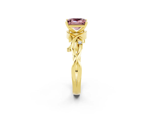 Yellow gold Princess Cut Morganite Solitaire Ring with Twisted Band and Prong Setting