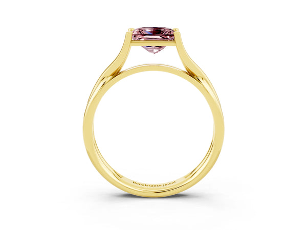 Yellow gold Princess Cut Morganite Solitaire Twist Band Prong Setting Ring