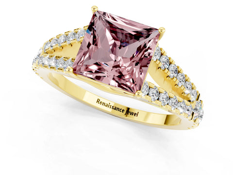 Yellow gold Princess Cut Morganite Split Shank Pavé Engagement Ring with Four-Prong Setting_13