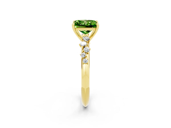 Yellow gold Princess Cut Peridot Cluster Side Stone Solitaire Ring with Prong Setting