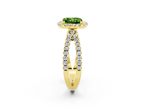 Yellow gold Princess Cut Peridot Halo Ring with Split Shank Pavé Band and Prong Setting_2
