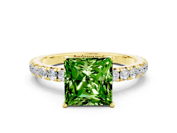 Yellow gold Princess Cut Peridot Pavé Solitaire Engagement Ring with Four-Prong Setting