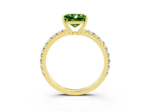 Yellow gold Princess Cut Peridot Pavé Solitaire Engagement Ring with Four-Prong Setting_15