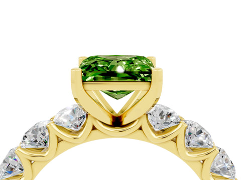 Yellow gold Princess Cut Peridot Prong Setting with Side Stones on a Pave Band_4