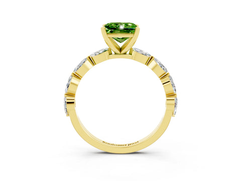 Yellow gold Princess Cut Peridot Ring with Marquise Side Stones and Prong Setting_3