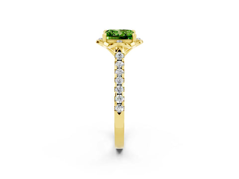 Yellow gold Princess Cut Peridot Ring with Pavé Band and Floral Prong Setting_2