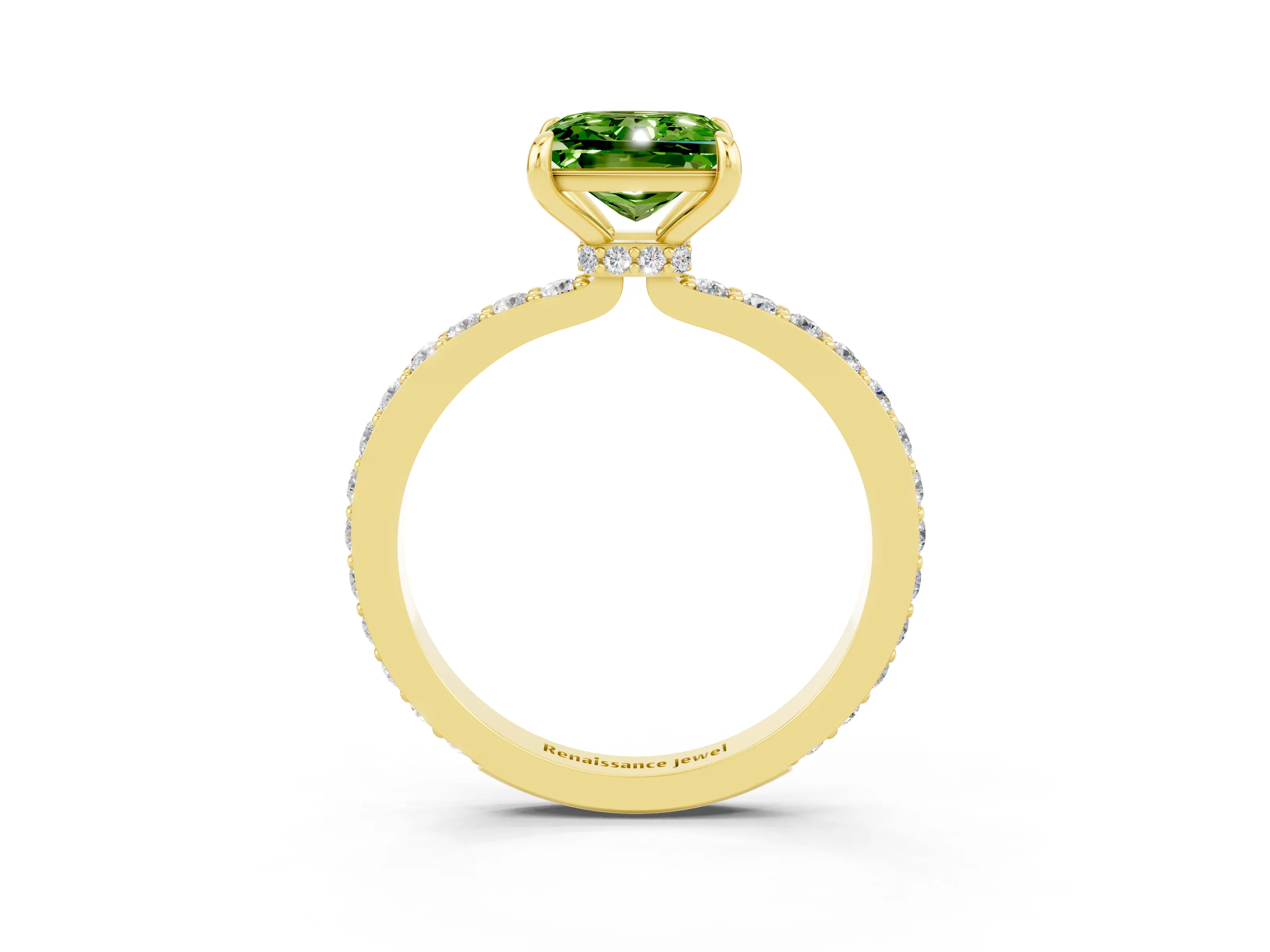 Yellow gold Princess Cut Peridot Ring with Pavé Band and Four-Prong Setting_3