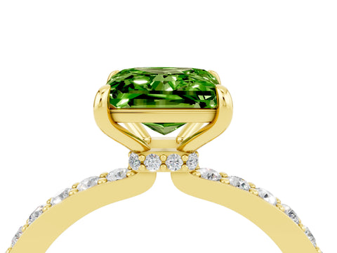 Yellow gold Princess Cut Peridot Ring with Pavé Band and Four-Prong Setting_4