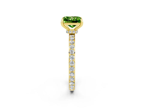 Yellow gold Princess Cut Peridot Solitaire Engagement Ring with Pavé Band and Four-Prong Setting_2