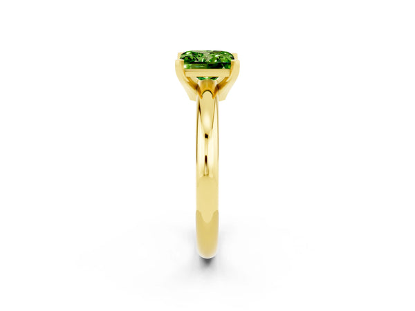 Yellow gold Princess Cut Peridot Solitaire Engagement Ring with Round Band and Four-Prong Setting