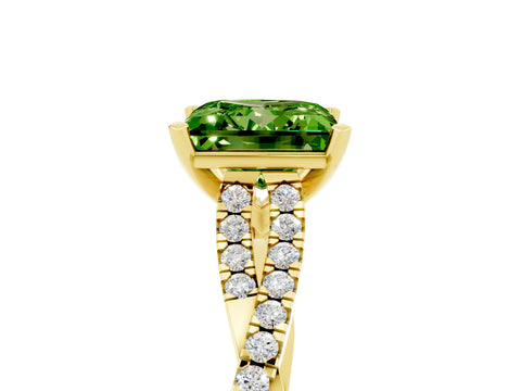 Yellow gold Princess Cut Peridot Solitaire Engagement Ring with Twisted Pavé Band and Four-Prong Setting_17