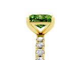 Yellow gold Princess Cut Peridot Solitaire Pavé Band with Four-Prong Setting_5
