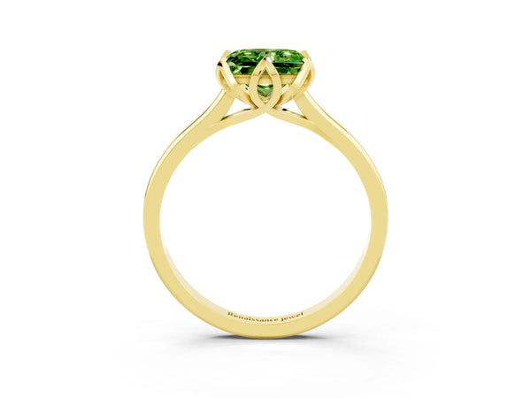 Yellow gold Princess Cut Peridot Solitaire Ring with Flower Prong Setting and Classic Band