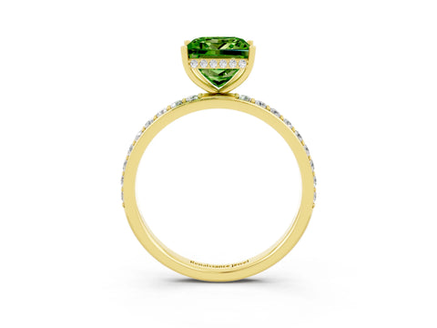 Yellow gold Princess Cut Peridot Solitaire Ring with Pavé Band and Hidden Halo_15