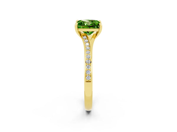 Yellow gold Princess Cut Peridot Solitaire Ring with Pavé Band and Prong Setting