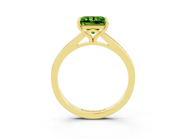 Yellow gold Princess Cut Peridot Solitaire Ring with Pavé Band and Prong Setting