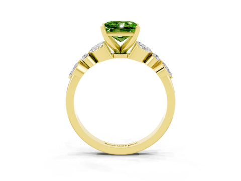 Yellow gold Princess Cut Peridot Solitaire Ring with Side Stones and Four-Prong Setting_15