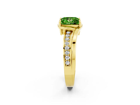 Yellow gold Princess Cut Peridot Solitaire Ring with Split Shank and Prong Setting_2