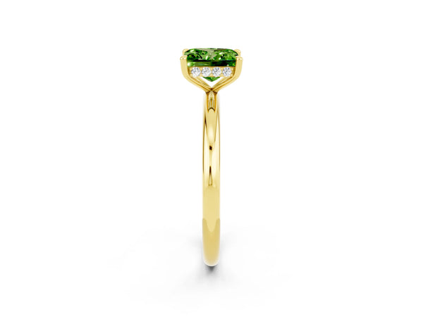 Yellow gold Princess Cut Peridot Solitaire Ring with Thin Band and Four-Prong Setting