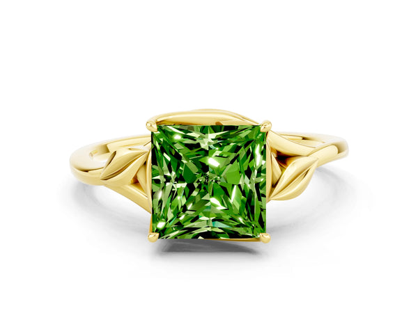 Yellow gold Princess Cut Peridot Solitaire Ring with Twist Band and Four-Prong Setting