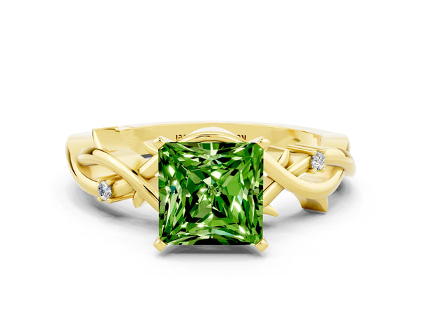 Yellow gold Princess Cut Peridot Solitaire Ring with Twisted Band and Prong Setting