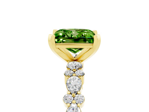 Yellow gold Princess Cut Peridot Solitaire with Side Stones, Pave Band, Four-Prong Setting_41