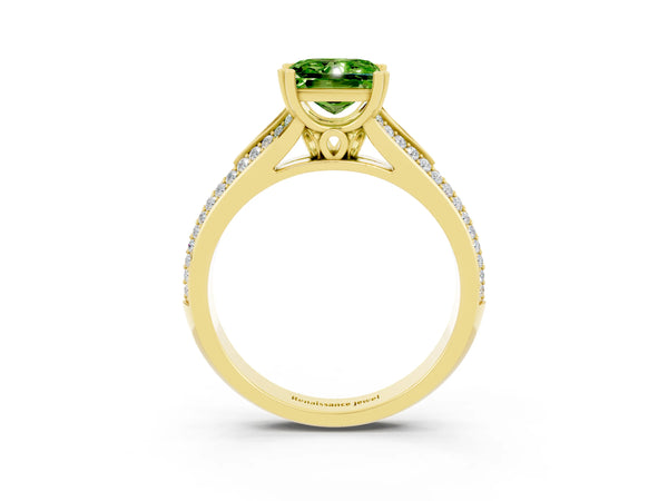 Yellow gold Princess Cut Peridot Split Shank Engagement Ring with Pavé Band