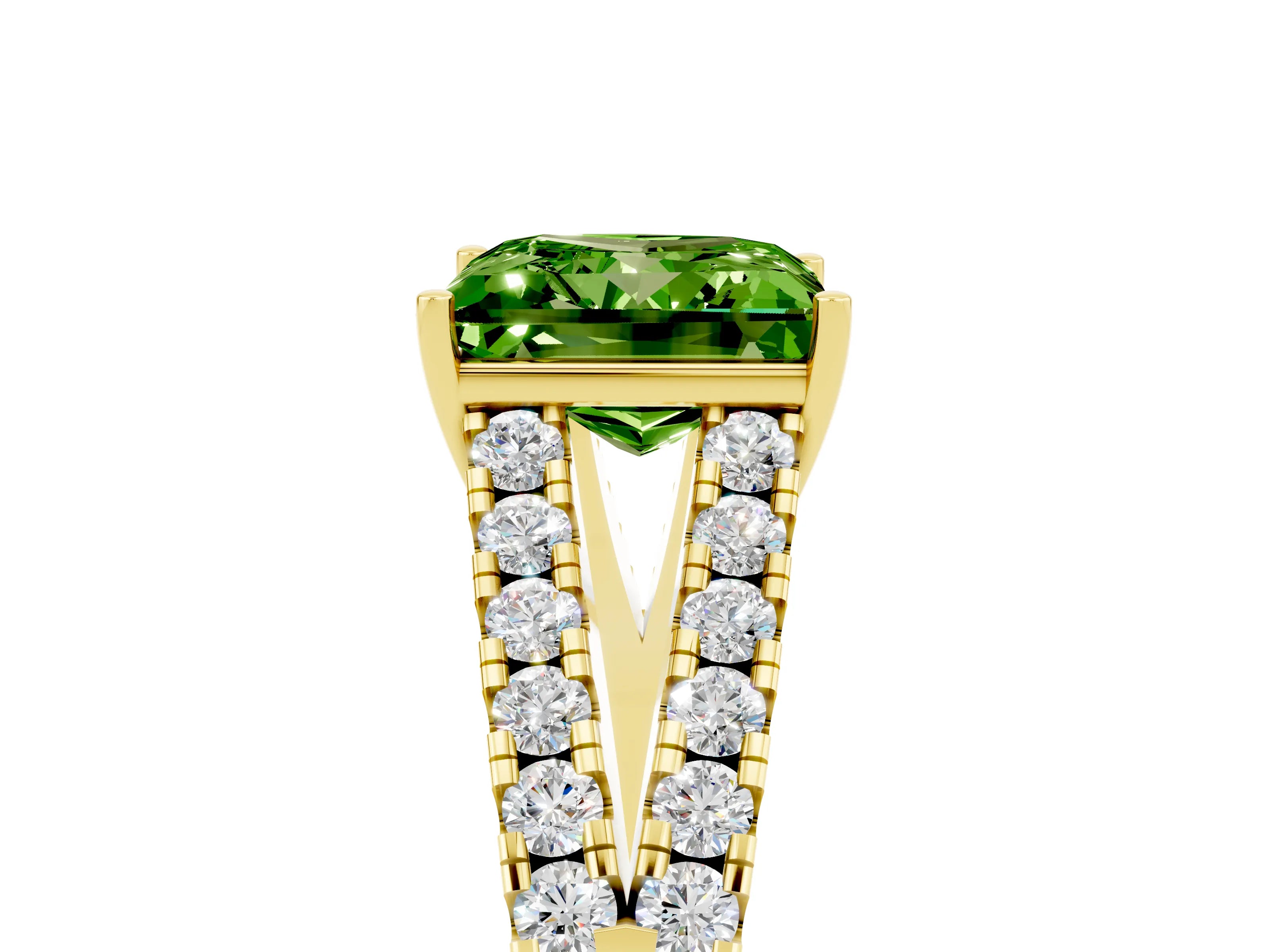 Yellow gold Princess Cut Peridot Split Shank Pavé Engagement Ring with Four-Prong Setting_17