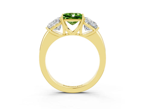 Yellow gold Princess Cut Peridot Three-Stone Ring with Four-Prong Setting and Classic Band_3