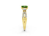 Yellow gold Princess Cut Peridot Three-Stone Ring with Pavé Split Shank and Four-Prong Setting_2