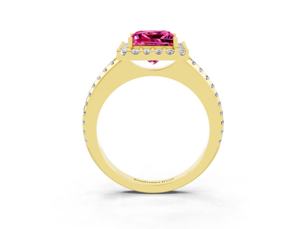 Yellow gold Princess Cut Pink Sapphire Pavé Halo Ring with Four-Prong Setting