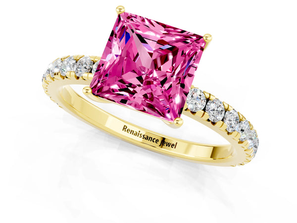 Yellow gold Princess Cut Pink Sapphire Pavé Solitaire Engagement Ring with Four-Prong Setting