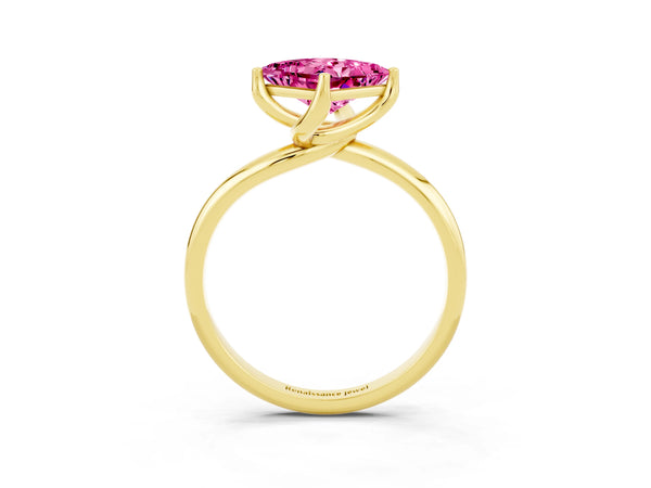 Yellow gold Princess Cut Pink Sapphire Solitaire Engagement Ring with Four-Prong Setting and Classic Band