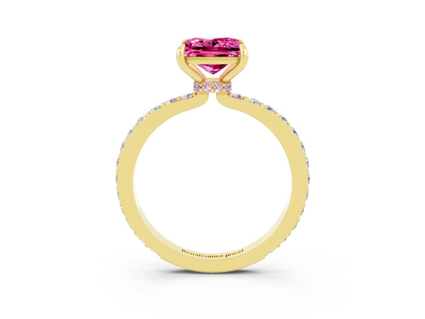 Yellow gold Princess Cut Pink Sapphire Solitaire Engagement Ring with Pavé Band and Four-Prong Setting
