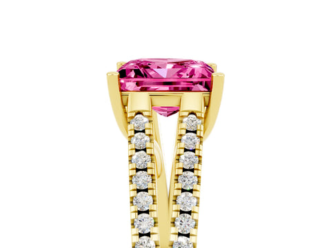 Yellow gold Princess Cut Pink Sapphire Solitaire Engagement Ring with Split Shank Pavé Band_17