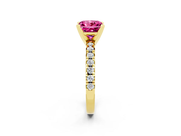 Yellow gold Princess Cut Pink Sapphire Solitaire Pavé Engagement Ring with Round Band and Prong Setting