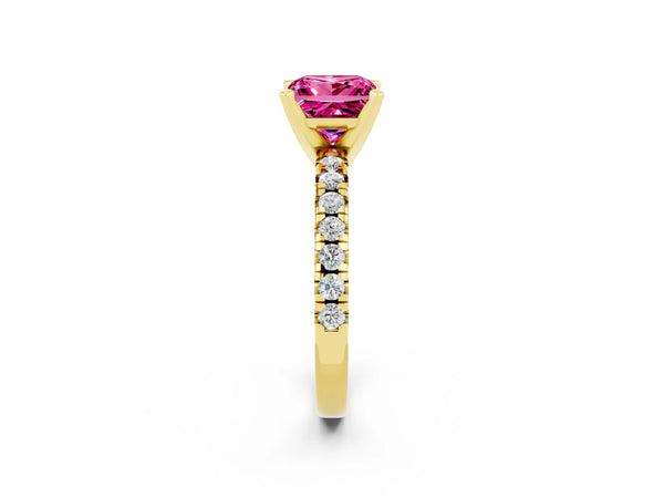 Yellow gold Princess Cut Pink Sapphire Solitaire Pavé Engagement Ring with Round Band and Prong Setting