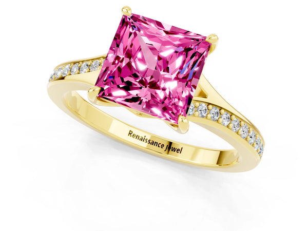 Yellow gold Princess Cut Pink Sapphire Solitaire Ring with Pavé Band and Prong Setting