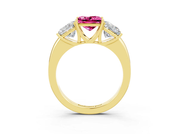 Yellow gold Princess Cut Pink Sapphire Three-Stone Ring with Four-Prong Setting and Classic Band